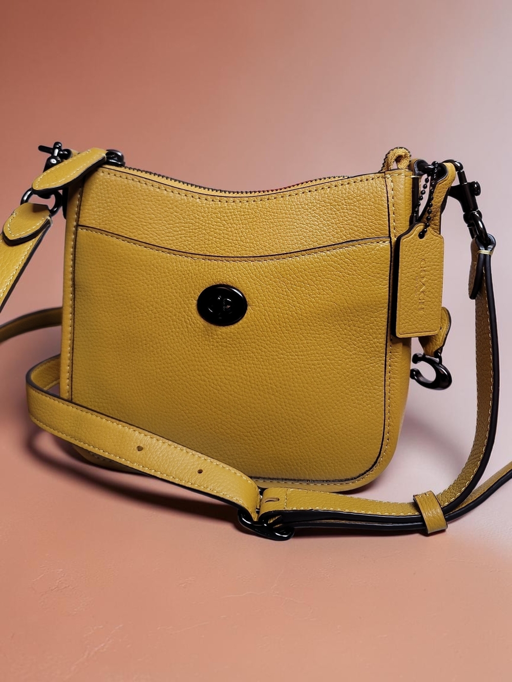 COACH Pebble Leather Chaise Crossbody 19 Pouch Bag ~ CC390 Flax Like New